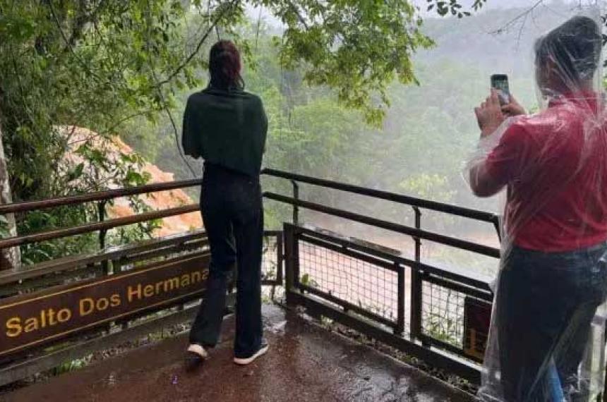 Cataratas del Iguazuacute- anunciaron la reapertura de la Garganta del Diablo