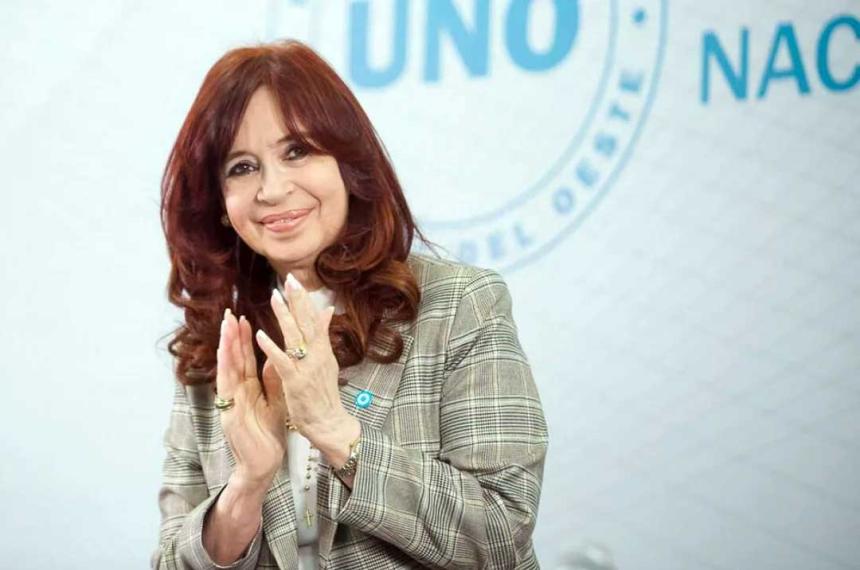 Cristina Kirchner defendioacute la educacioacuten puacuteblica en el diacutea de la marcha- Es el ascenso social