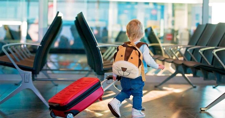 Autorizacioacuten de viaje para menores- el Gobierno implementoacute un nuevo sistema digital con mayores controles